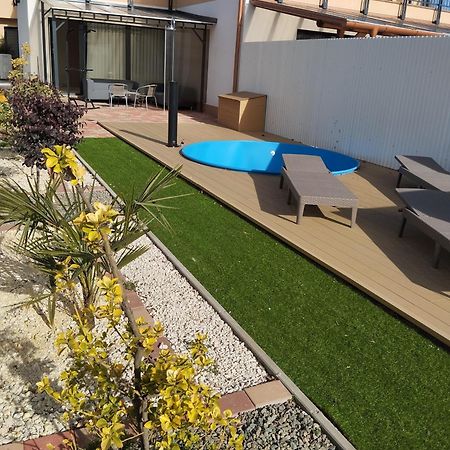 Sarkcsillag Teljes Csaladihaz- Star Complete Family House Διαμέρισμα Σέγκεντ Εξωτερικό φωτογραφία